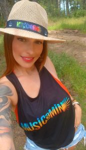 5merchan musicamino 2025