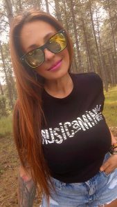 6merchan musicamino 2025